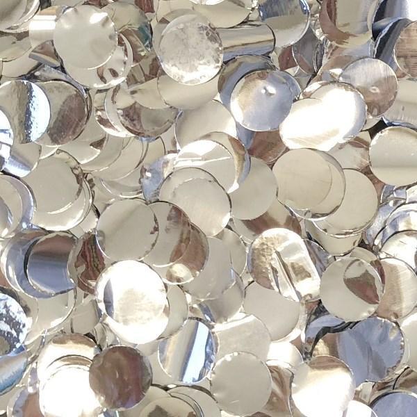 Silver Metallic Round Confetti - 5/8 in. - Lift balloons 